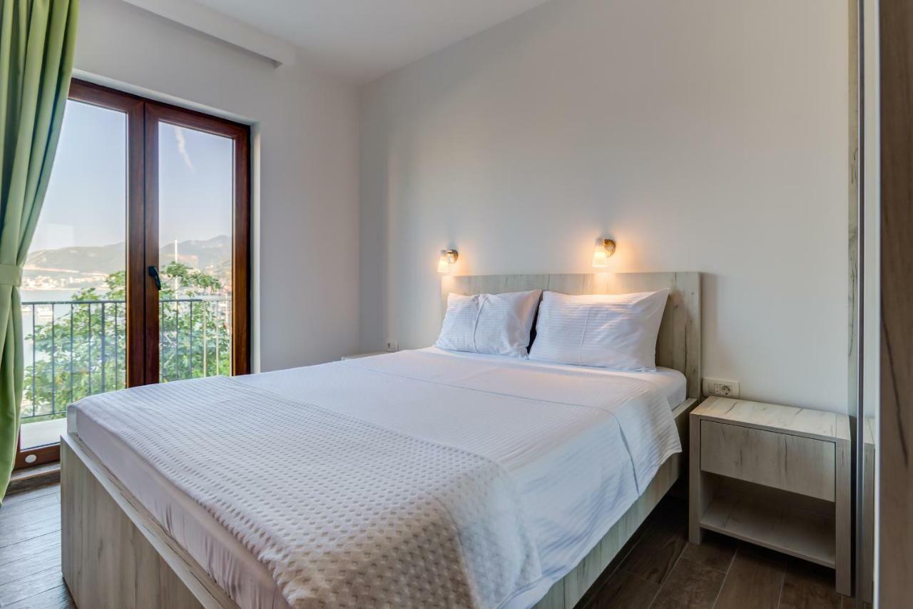 Mima Apartments Sveti Stefan Exteriör bild